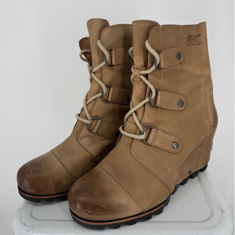 Sorel Joan of Arctic Wedge Mid Boot Burnished Leather Tan Waterproof Lug Size 9